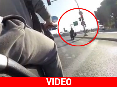 Πέρασε με κόκκινο για να μην περιμένει…